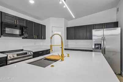 1246 E Winter Drive, Phoenix, AZ 85020 - Photo 19