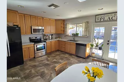 1843 S Papago Drive, Apache Junction, AZ 85120 - Photo 5