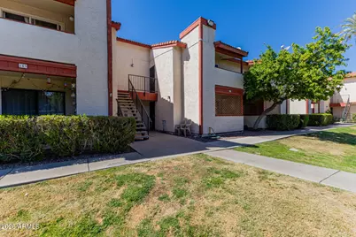 4211 E Palm Lane #208, Phoenix, AZ 85008 - Photo 5