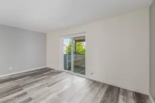 4211 E Palm Ln, Phoenix, AZ 85008 - Photo 9