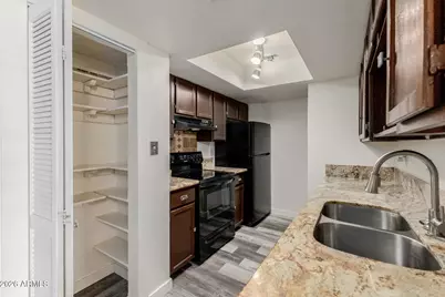 4211 E Palm Lane #208, Phoenix, AZ 85008 - Photo 13