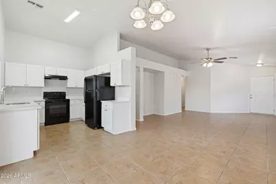 6216 S 16th Lane, Phoenix, AZ 85041 - Photo 11