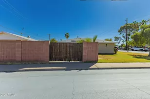 3930 E Oak St, Phoenix, AZ 85008 - Photo 17