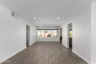3930 E Oak St, Phoenix, AZ 85008 - Photo 9