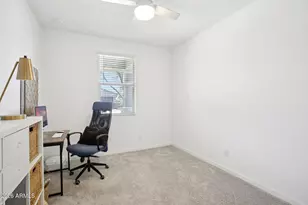 17864 W Fetlock Trl, Surprise, AZ 85387 - Photo 19