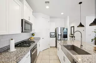 17864 W Fetlock Trl, Surprise, AZ 85387 - Photo 13