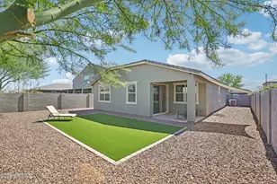 17864 W Fetlock Trl, Surprise, AZ 85387 - Photo 31