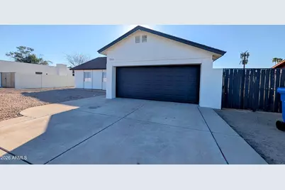 13608 N 40th Drive, Phoenix, AZ 85029 - Photo 1