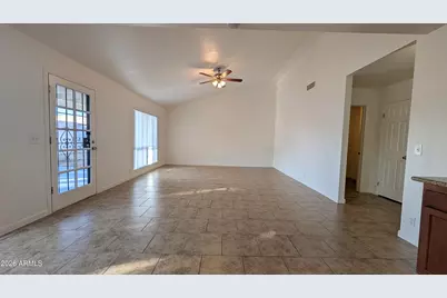 13608 N 40th Drive, Phoenix, AZ 85029 - Photo 11