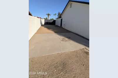 13608 N 40th Drive, Phoenix, AZ 85029 - Photo 5