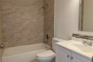 13608 N 40th Dr, Phoenix, AZ 85029 - Photo 17