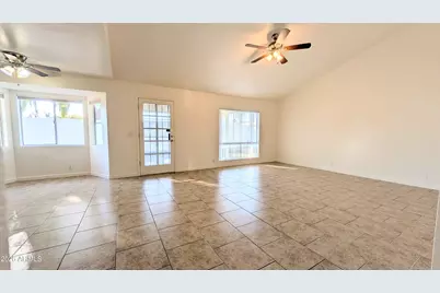 13608 N 40th Drive, Phoenix, AZ 85029 - Photo 7