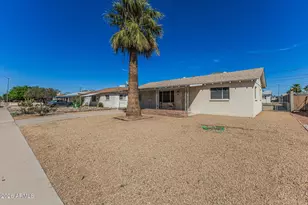11383 N 114th Ave, Youngtown, AZ 85363 - Photo 3