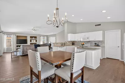 609 S 111th Place, Mesa, AZ 85208 - Photo 9