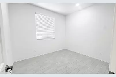 15689 W Woodlands Avenue, Goodyear, AZ 85338 - Photo 9