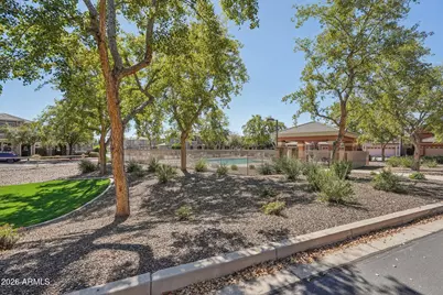 4366 E Rosemonte Drive, Phoenix, AZ 85050 - Photo 37
