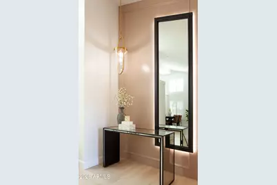 9002 N 81st Street, Scottsdale, AZ 85258 - Photo 7