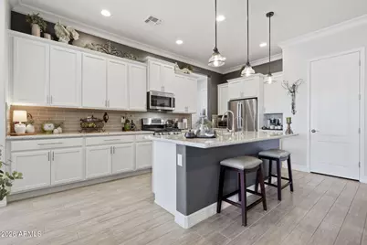 16154 S 179th Drive, Goodyear, AZ 85338 - Photo 17