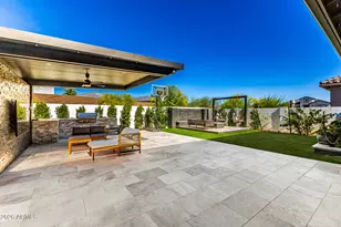 5964 E Sinclair St, Phoenix, AZ 85054 - Photo 9