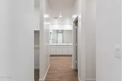 24206 W Hacienda Avenue, Buckeye, AZ 85326 - Photo 11