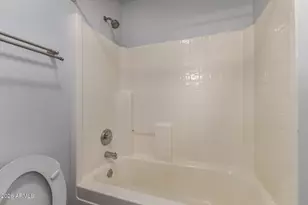 1072 E Sunburst Ln, Tempe, AZ 85284 - Photo 19