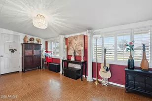 10402 N 105th Ave, Sun City, AZ 85351 - Photo 7