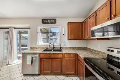 7033 W Brown Street, Peoria, AZ 85345 - Photo 17