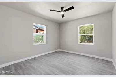 2239 N Edgemere Street, Phoenix, AZ 85006 - Photo 17