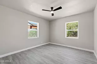 2239 N Edgemere St, Phoenix, AZ 85006 - Photo 17