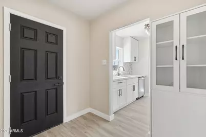 2239 N Edgemere Street, Phoenix, AZ 85006 - Photo 13