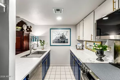 3033 E Devonshire Avenue #1032, Phoenix, AZ 85016 - Photo 9