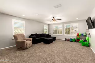 10752 W Desert Elm Ln, Peoria, AZ 85383 - Photo 13