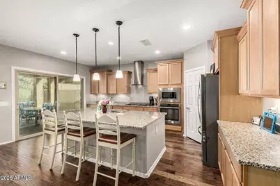 10752 W Desert Elm Lane, Peoria, AZ 85383 - Photo 3
