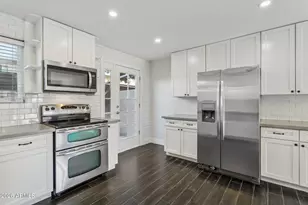 4142 E Calle Redonda, Phoenix, AZ 85018 - Photo 9