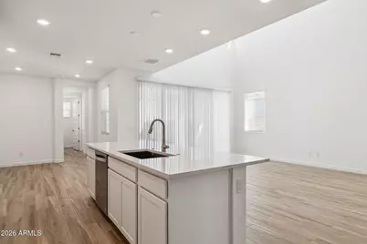 27415 N 69th Lane, Peoria, AZ 85383 - Photo 9