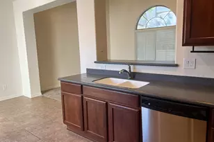 26708 N Babbling Brook Dr, Phoenix, AZ 85083 - Photo 15