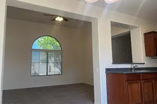 26708 N Babbling Brook Dr, Phoenix, AZ 85083 - Photo 15