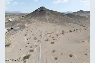 1055 W Kuehn Street, Quartzsite, AZ 85346 - Photo 11