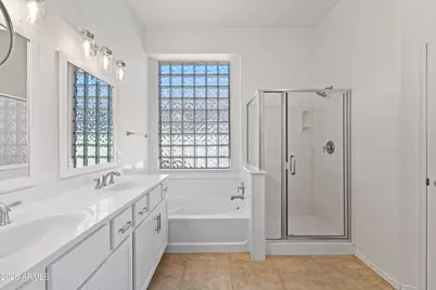 6586 W Oraibi Drive, Glendale, AZ 85308 - Photo 19
