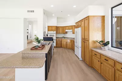 8100 E Camelback Road #64, Scottsdale, AZ 85251 - Photo 9