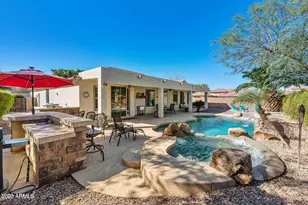 2624 W Summerside Rd, Phoenix, AZ 85041 - Photo 9