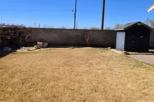 413 N Cottonwood Ave, Winslow, AZ 86047 - Photo 25