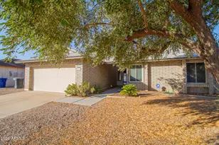 3002 N Los Altos Dr, Chandler, AZ 85224 - Photo 1