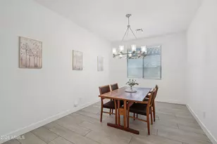 17214 W Dahlia Dr, Surprise, AZ 85388 - Photo 7