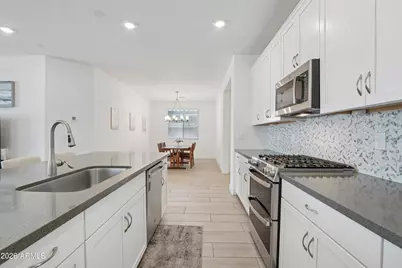 17214 W Dahlia Drive, Surprise, AZ 85388 - Photo 11