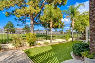 2737 E Arizona Biltmore Circle, Phoenix, AZ 85016 - Photo 15