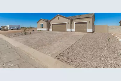 9430 W San Lazaro Drive, Arizona City, AZ 85123 - Photo 3