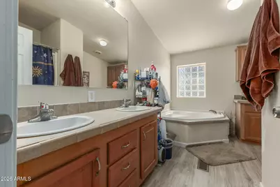 7613 E Flossmoor Avenue, Mesa, AZ 85208 - Photo 17