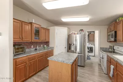 7613 E Flossmoor Avenue, Mesa, AZ 85208 - Photo 11