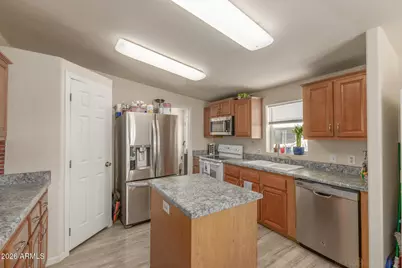 7613 E Flossmoor Avenue, Mesa, AZ 85208 - Photo 9